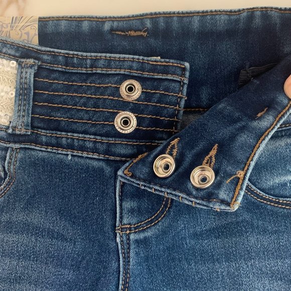 SQZ Girls Jeans with Sequined Detail on Top - NWT - Picture 6 of 7